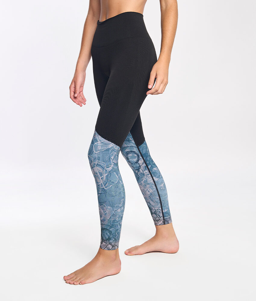 EPONA Malla larga estampada azul cobalto