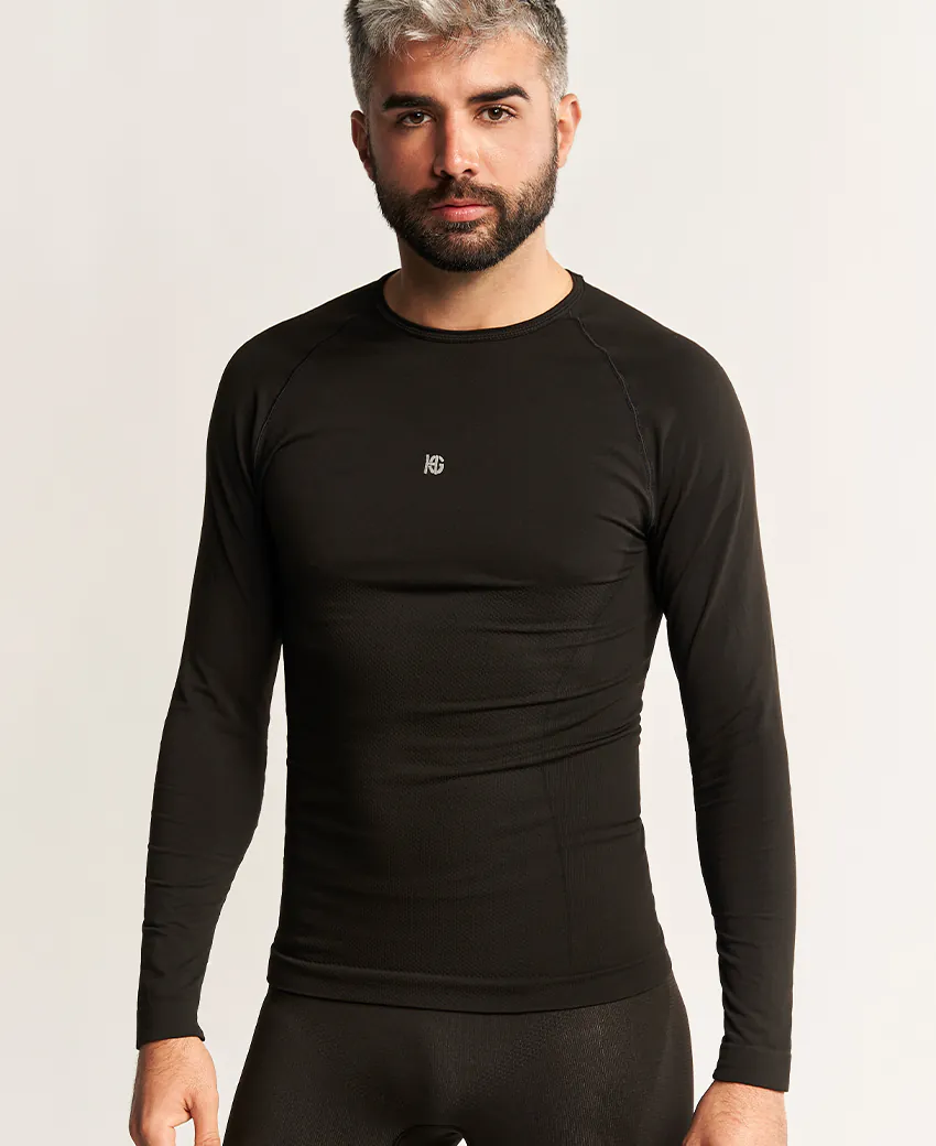 BASIS Camiseta negra de manga larga polivalente